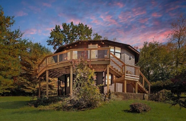 Circle House - Bliss In The Mountains w. Hot Tub