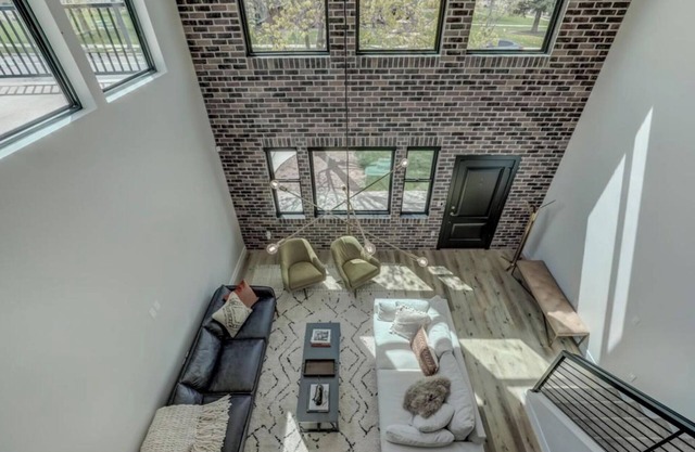 Unique Experience in Luxury Modern Home w/ Loft - Near Brianhead Ski Resort