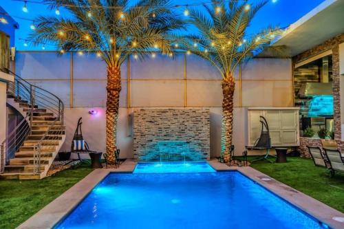 Unique FAMILY CAVE Heated Pool on demand