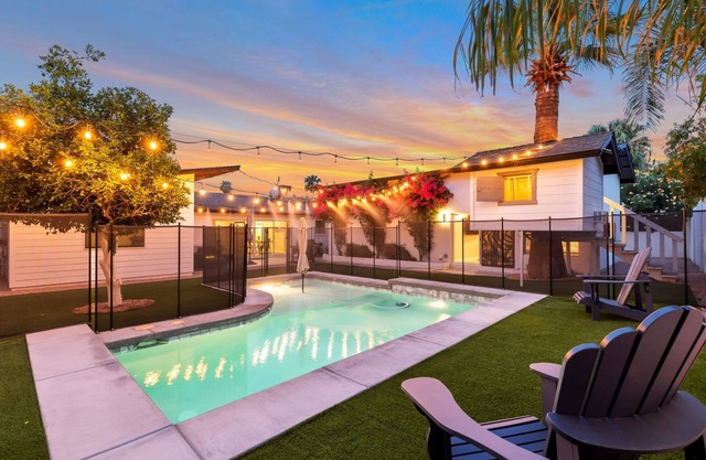 Unique Home + Casita + Heated Pool + Game Room + Tree House