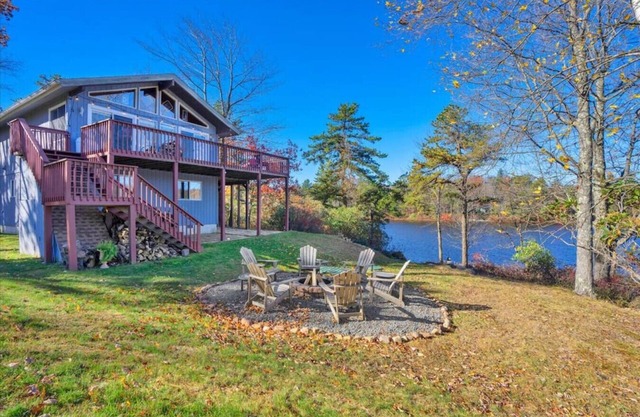 Unique Lakeside Gem w/Epic Panoramic Views