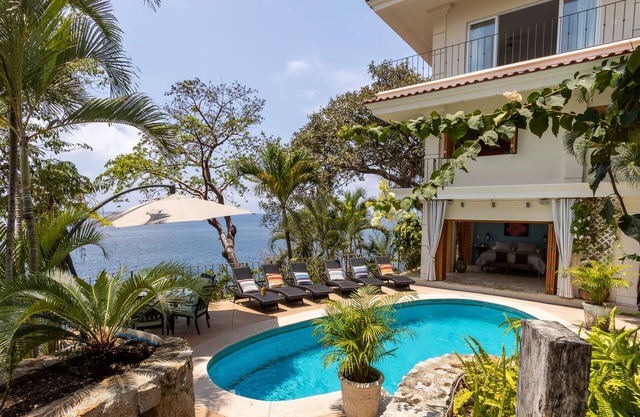 Unique Ocean Front W Staff Prívate Pool & Jacuzzi