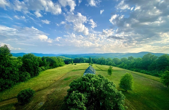 Unique Private Tower & Modern Cabin - Owner Managed/Maintained