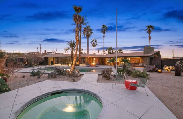 Böhmische Ranch in einem 12 Hektar großen Rückzugsgebiet in der Wüste am Eingang des Joshua Tree National Park