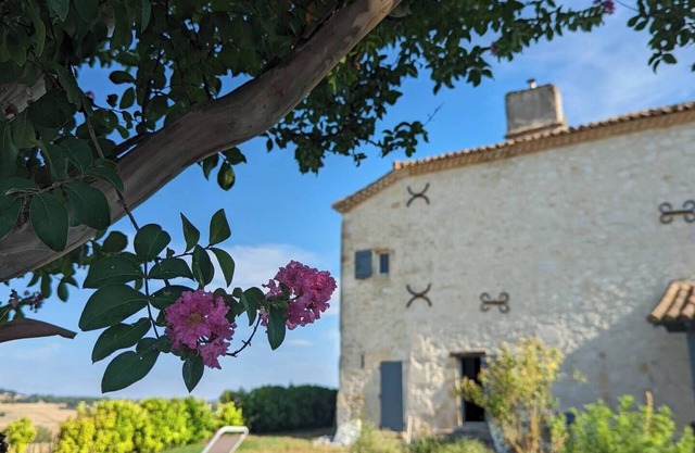 Unique, rustic villa with pool & incredible views in SW France - dog friendly