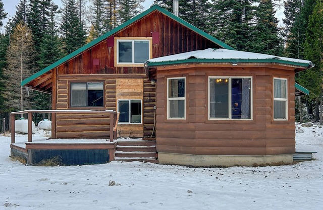 Unique Secluded Cabin Getaway