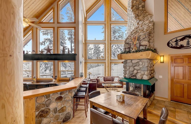 Unique ski cabin at Apex Mountain