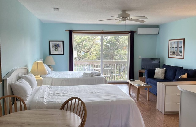 Harmony Hill - Unit 25 - Deluxe Efficiency Condo im Erdgeschoss