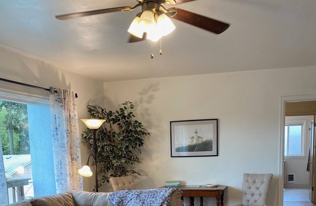 Unit B at the Manor House, month to month