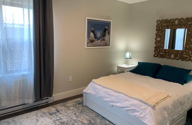 Unit D: 1Br/1Ba suite in downtown Bar Harbor, Maine