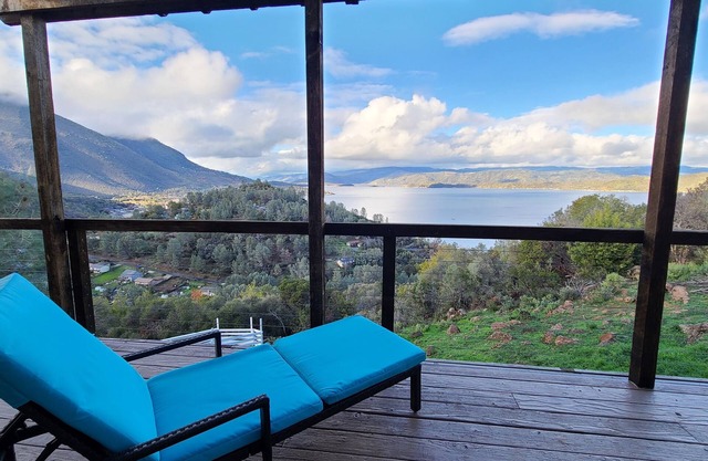 Unobstructed Lake and Mountain View home with movie room