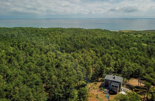 # 318: Hilltop-Frieden und Abgeschiedenheit inmitten von National Seashore mit moderner Architektur!