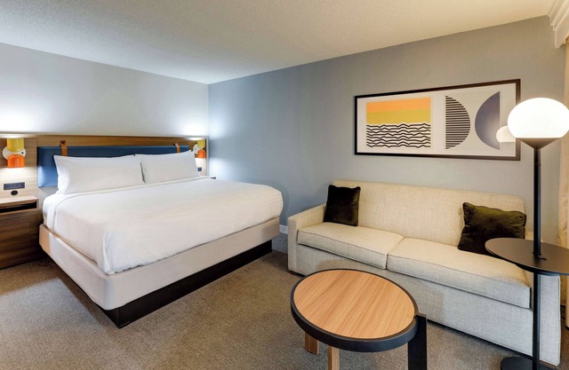 Unwind by the Bay with Stunning San Francisco Views! Pet-friendly Property!