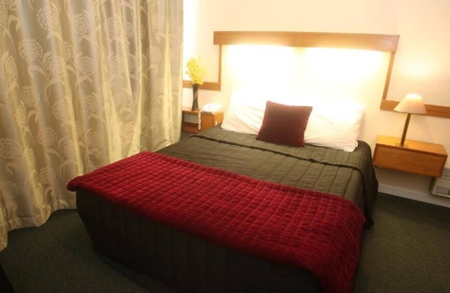 Unwind @ Whangunui Standard Room