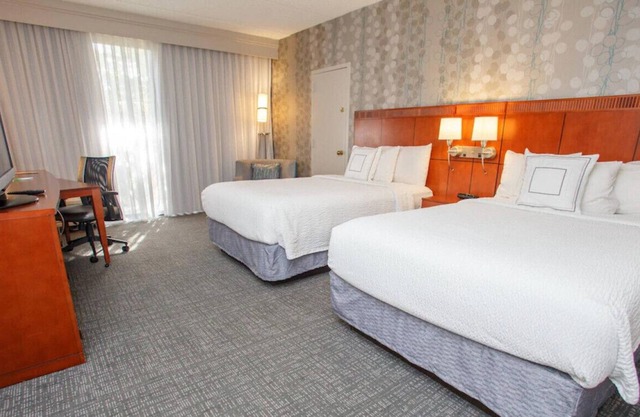 Unwinding Retreat for Group Travelers! -S