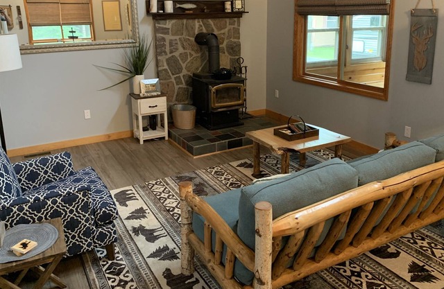 Updated 4 Season ADK Cabin in Speculator, NY