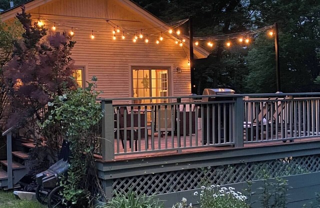 Updated and Spacious 3BR +loft