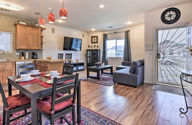 NEW! Updated Bay Area Abode Near Beach & Dtwn SF!