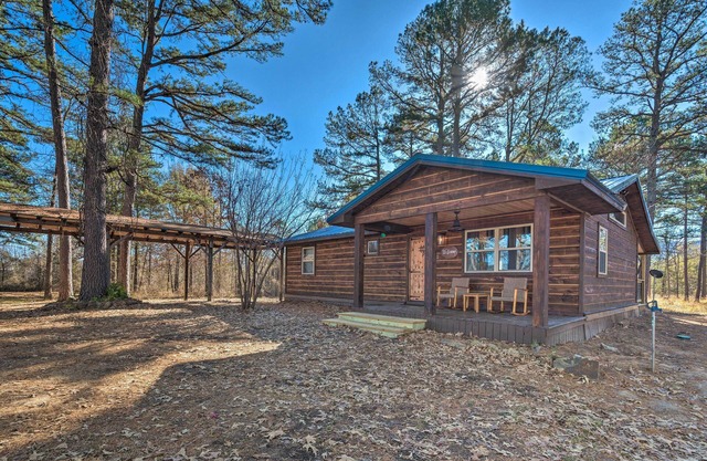 Updated Cabin w/ Fire Pit: 2 Mi to UTV & Hike