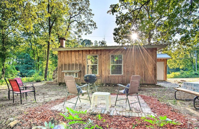 NEU! Aktualisierte Hütte mit Veranda, Minuten zum Cossatot River