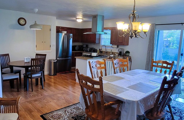 Neu renovierte 4br, 2 (1/2) Bad nur wenige Gehminuten von Notre Dame.
