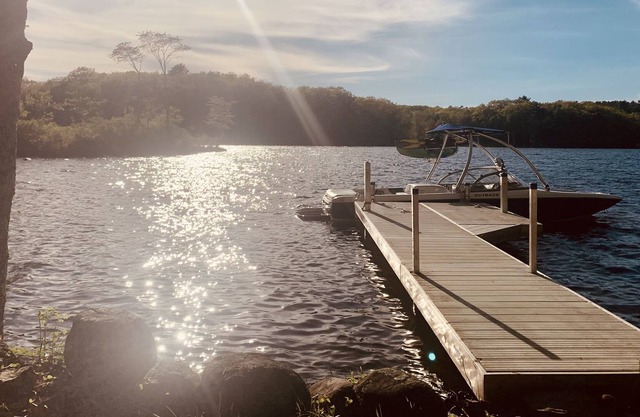 UPDATED Cottage Overlooking Your Own Private Cove