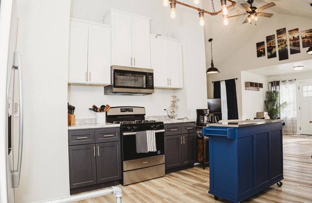 Updated, modern loving in the center of Casper