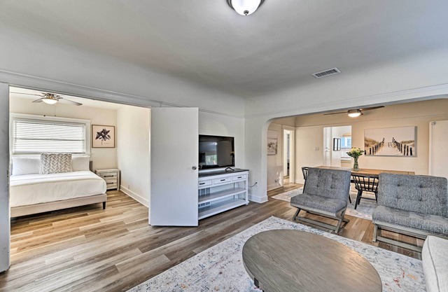 Updated Poway Farmhouse: Walk to Parks!