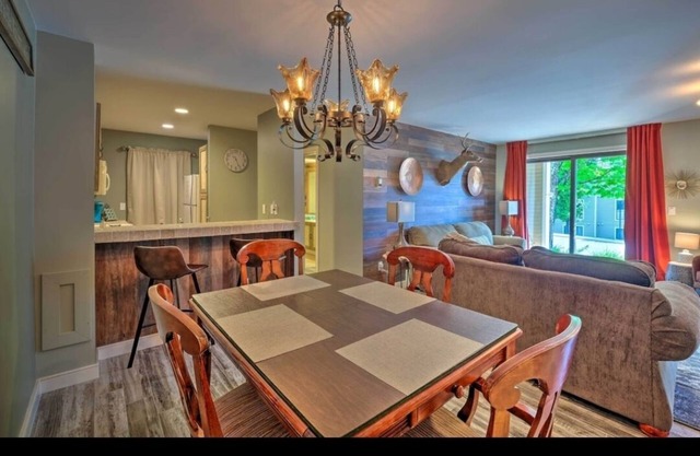 Updated Ski in ski out condo & mountain biking located at Seasons on Mt. Snow