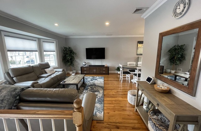 Updated top level apartment - modern design with open floor plan
