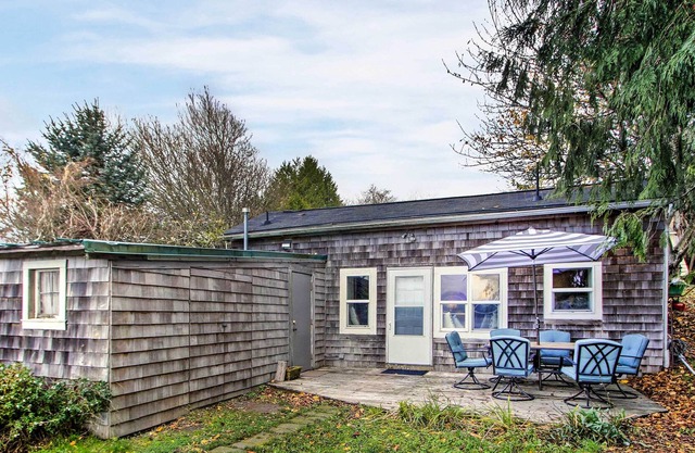 NEU! Cabin w / Puget Sound Ansichten auf Vashon Island!