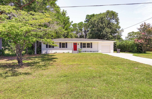 Updated Wilmington Home Near Intracoastal Access