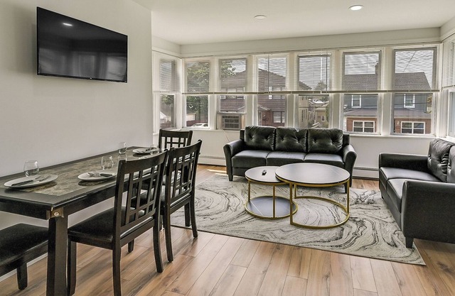 Updated Yonkers Vacation Rental with Balcony!