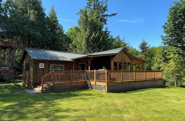 Upper Twin Cabin - Beautiful Private Cabin near Olympic National Park