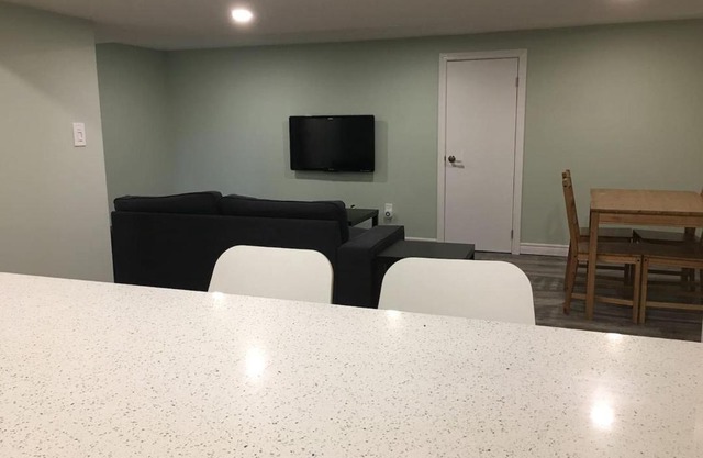 Upscale 2-Bedroom Basement Apartment