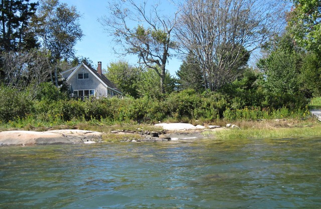 Gehobenes Cottage mit Charme im Chaletstil