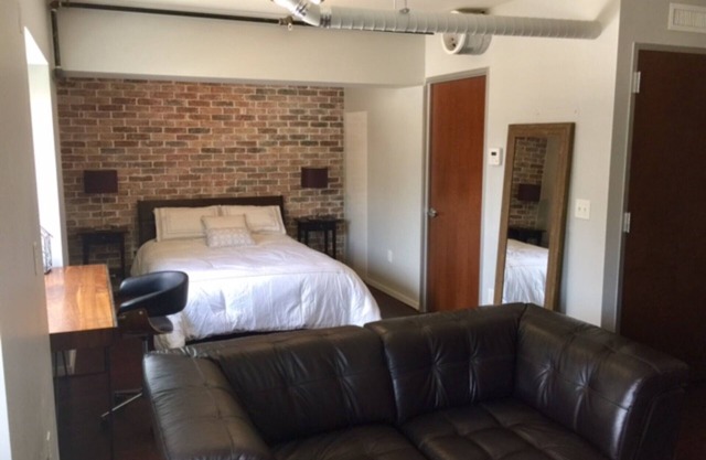 Gehobene Downtown Condo-Perfect Corp Vermietung, zu Fuß zur 6th St, dem Capitol & UT