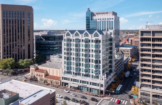 Upscale High Tower Living-Downtown Boise