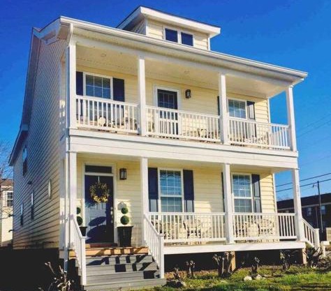 UPSCALE Ideal location 4 beach vacay H20 views