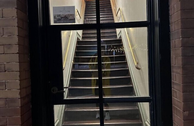 Upscale Inn With Historical Distinction and Modern Comfort