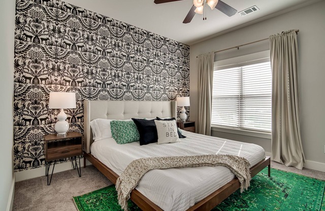 Upscale King Bed apartment outside Ft. Gordon