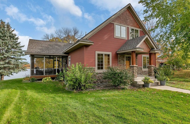 Gehobenes Lake Home !!!