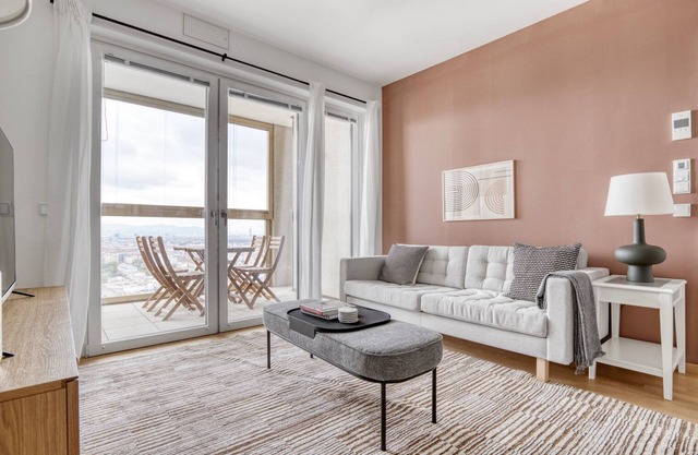 Upscale Landstraße 1BR w/ Gym & Cellar, nr Gasometer, by Blueground