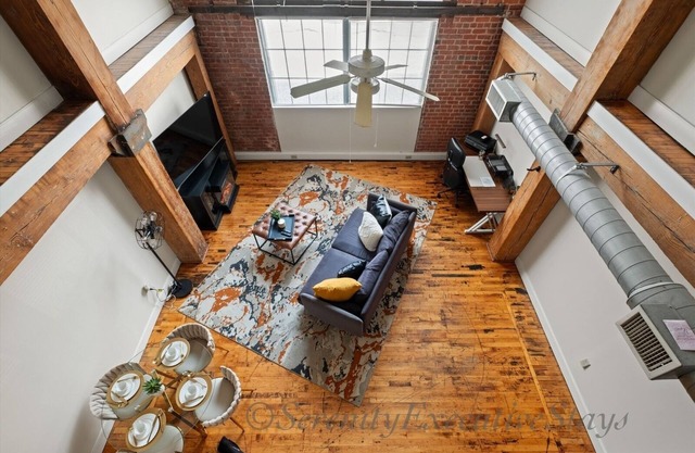 Upscale Loft for Long-Term Stays Close to VCU, Hospitals, Downtown