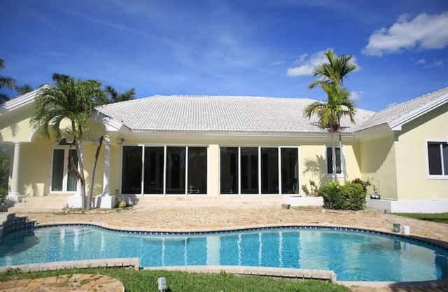 Upscale private house.