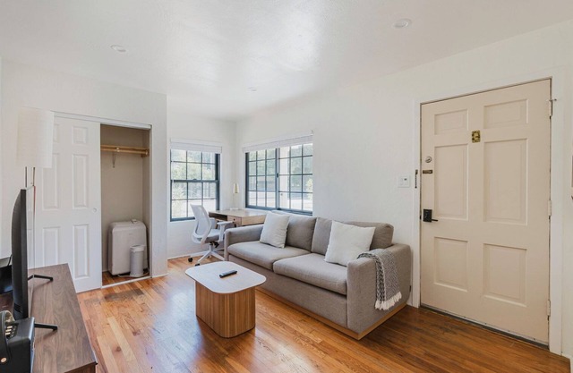 Upscale San Jose 1BR w/ Parking & W/D, nr Shopping, by Blueground