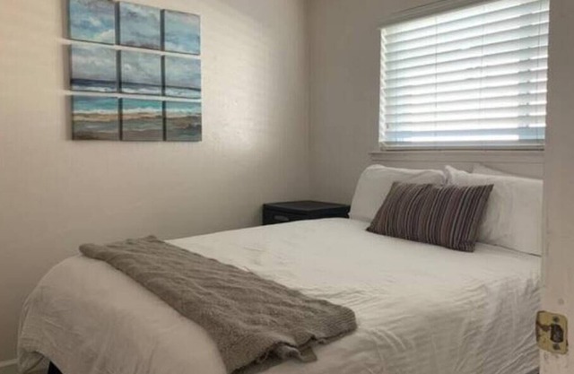 Upstairs Apt Home for Healthcare Heroes #6