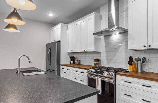 Uptown Elegant Escape | JZ Vacation Rentals