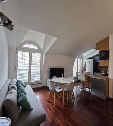 Urban Attic Isola District
