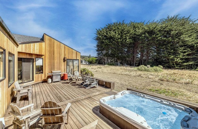 Urban Escape Compound